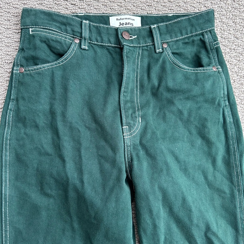 Reformation Cowboy High Rise Straight Jeans Organic Cotton
Emerald Green
Size 26 - Picture 4 of 12